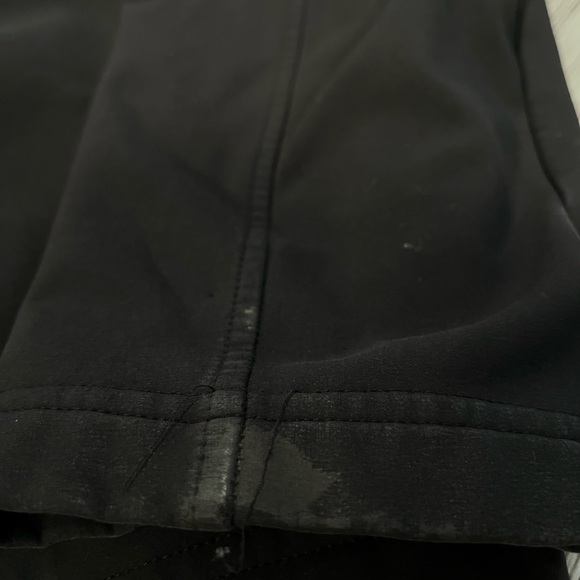Under Armour Sleek Black Full-Zip Jacket - Picture 5 of 16
